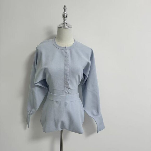 Helsa Elvira Cardigan and Shorts Set - Picture 4 of 13